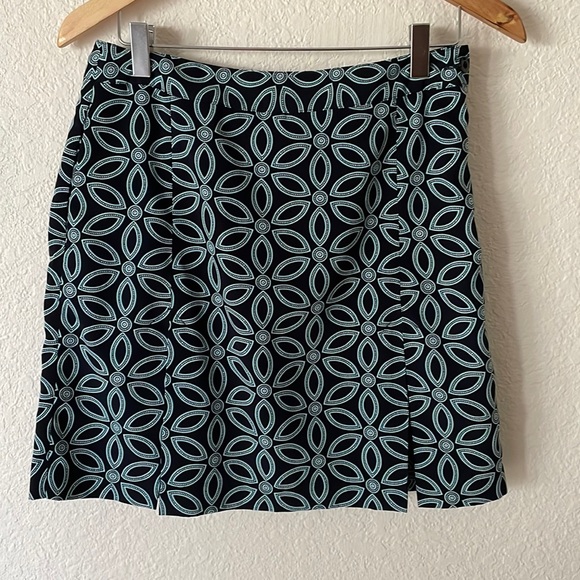 EP Pro Dresses & Skirts - EP PRO Woman’s Golf Skirt/Skort Size 2